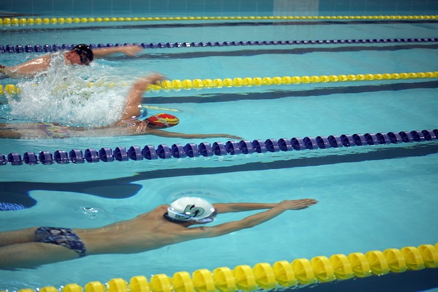 相比之下 相比之下